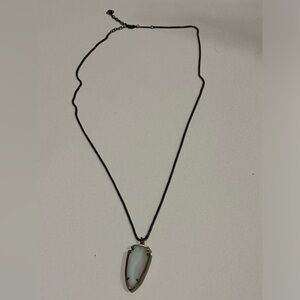 Kendra Scott necklace